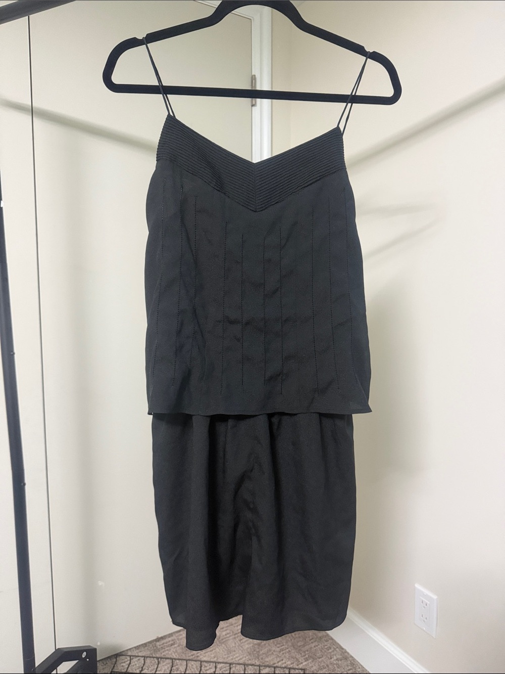 Sleeveless Black V-Neck Jumpsuit with Thin Straps